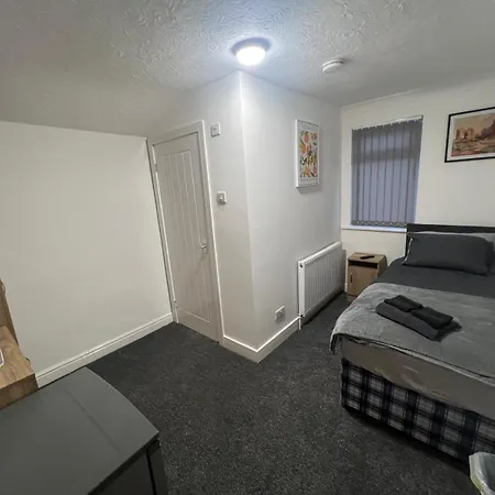 Millfield Road Kwatera prywatna Middlesbrough